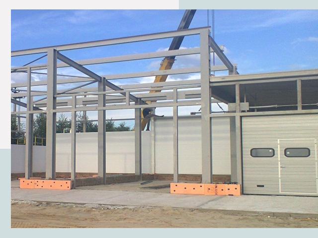 Строительство автосервисов от СтальСтрой-Тмз по цене 611 руб.